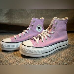 Converse Women's Light purple Platform high top Sneakers NWT